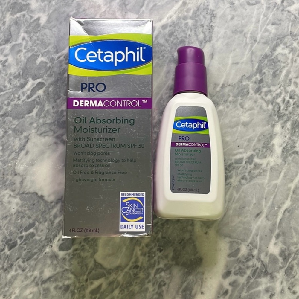 New Cetaphil Dermacontrol Oil Absorbing Moisturizer